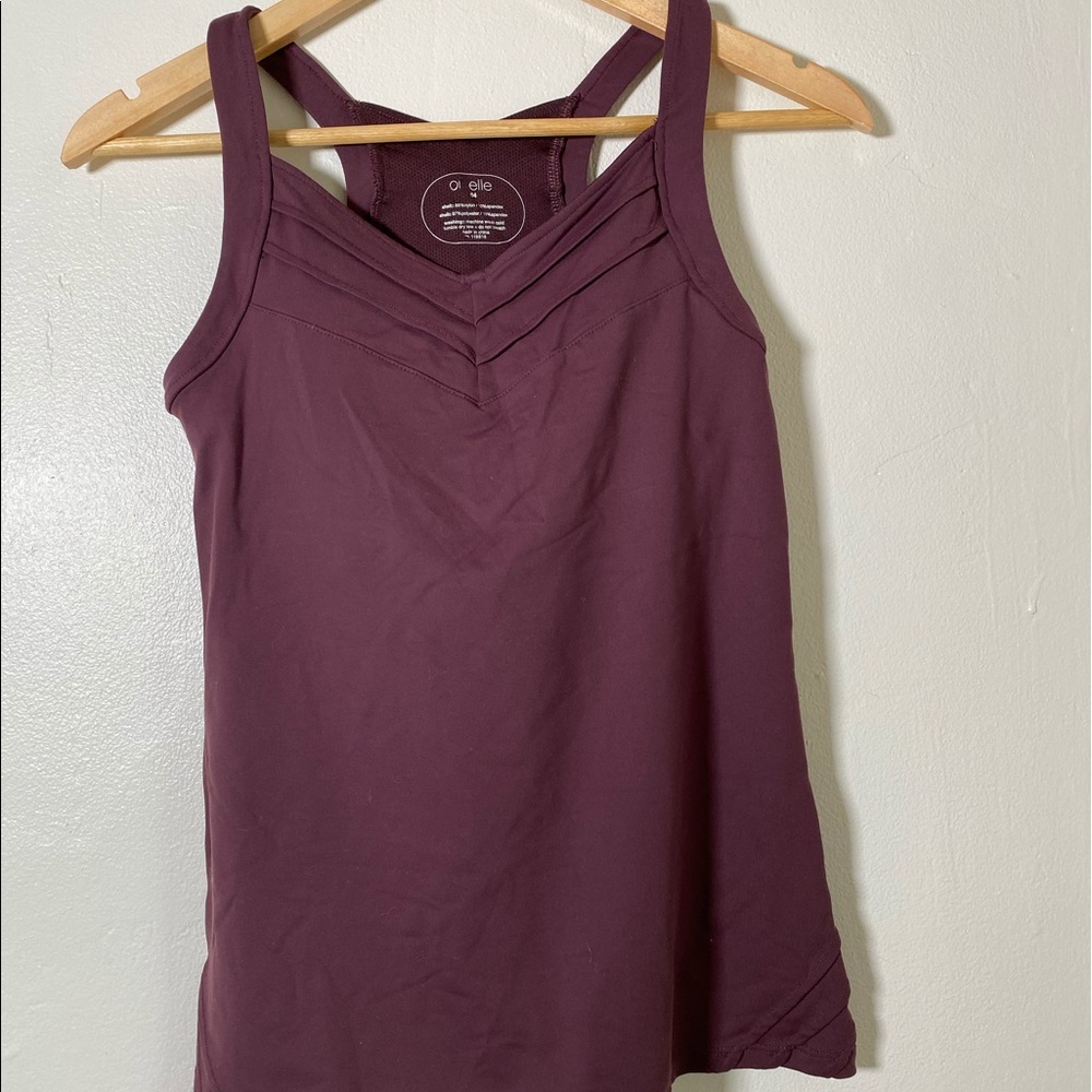 Oiselle active tank